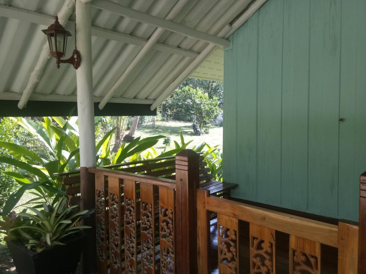 Baan Kon Kan Resort Ko Kut Exterior foto